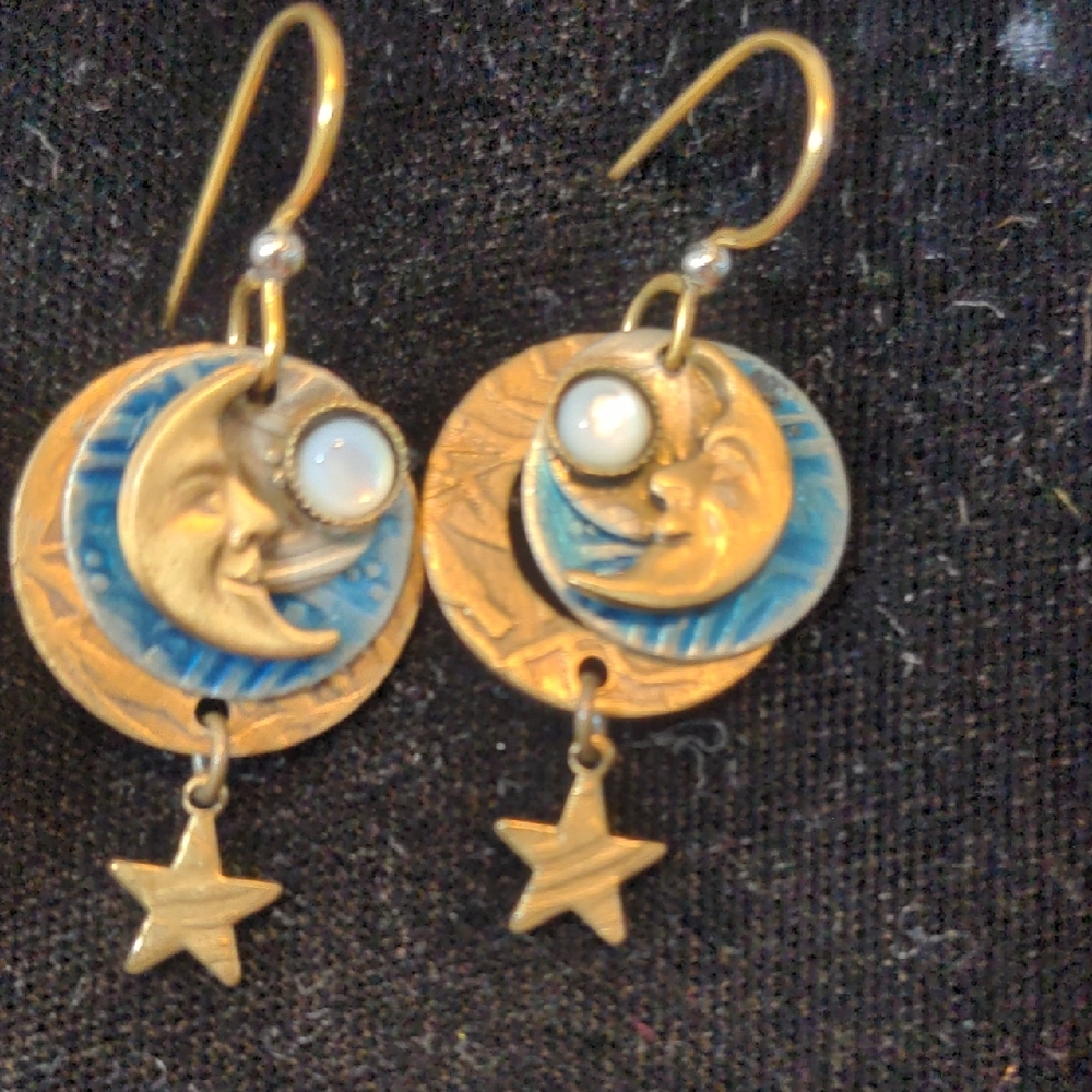 Gold and Blue Moon and Star Jewelry Set - Picture 3 of 4